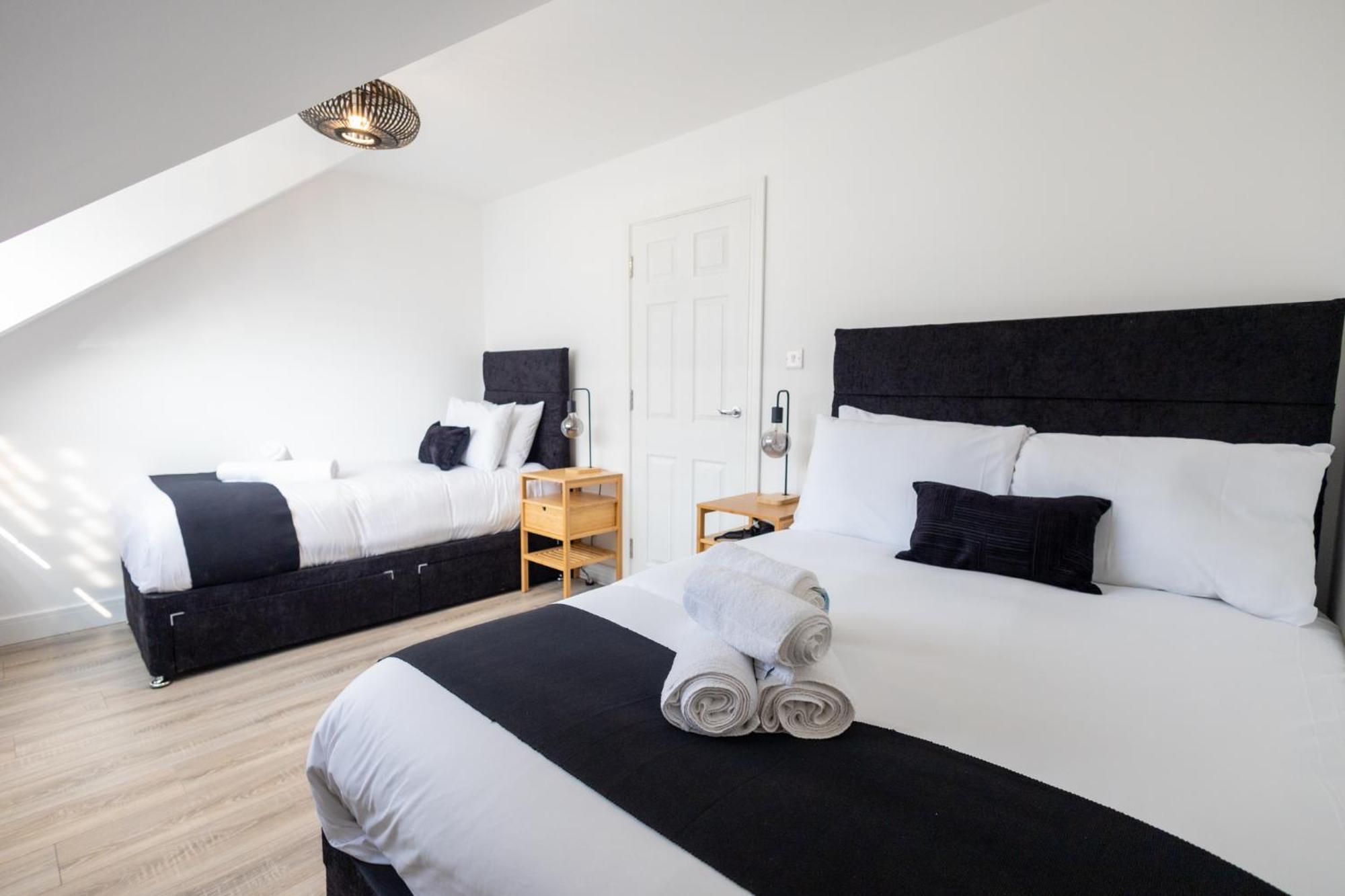 Contemporary 3Br Flat In Watford Daire Watford  Dış mekan fotoğraf