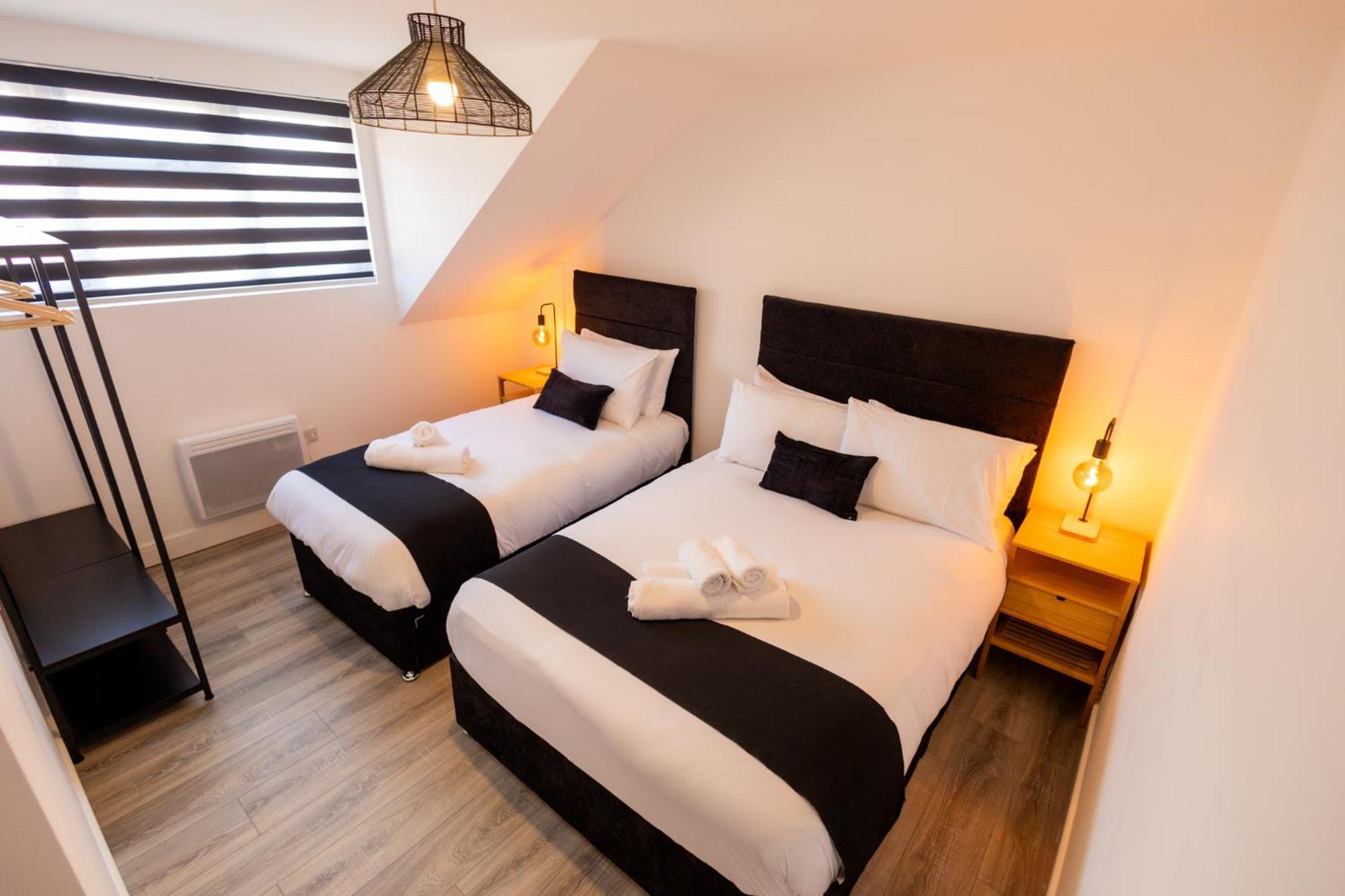 Contemporary 3Br Flat In Watford Daire Watford  Dış mekan fotoğraf